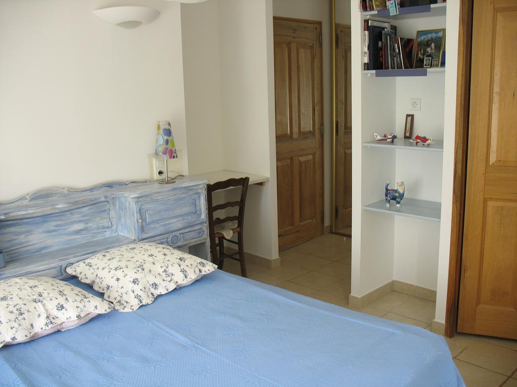 B&B La Cigaline Villedieu  Zimmer foto
